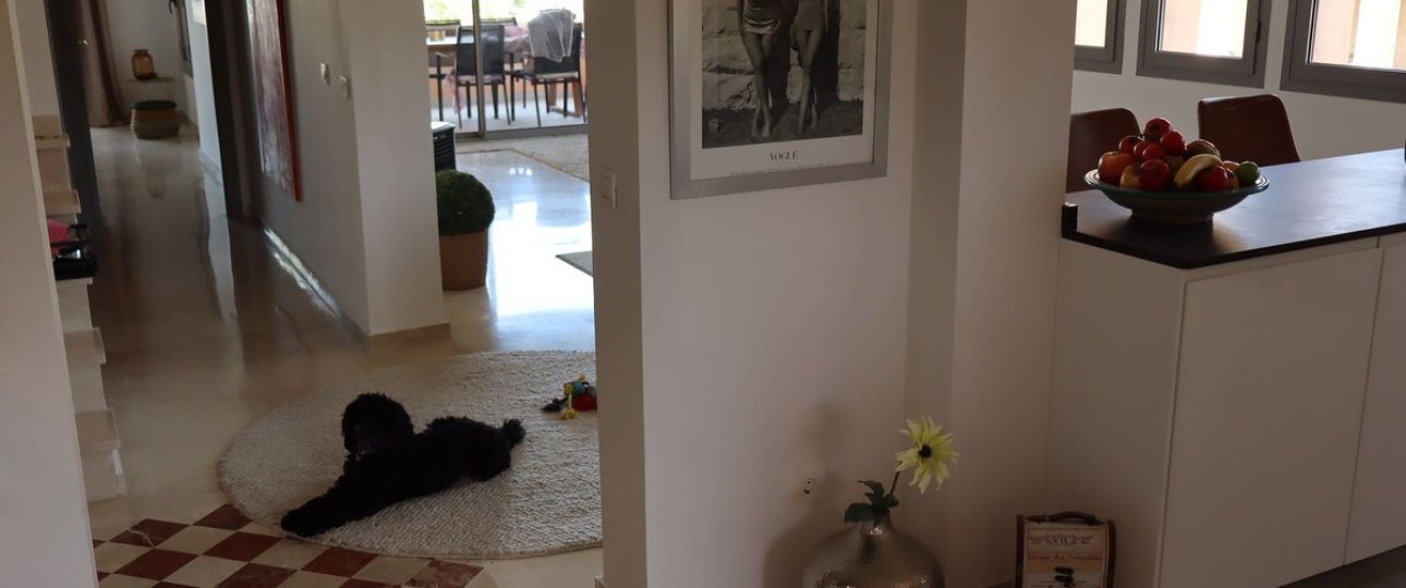 Resale - apartment - Estepona - Atalaya