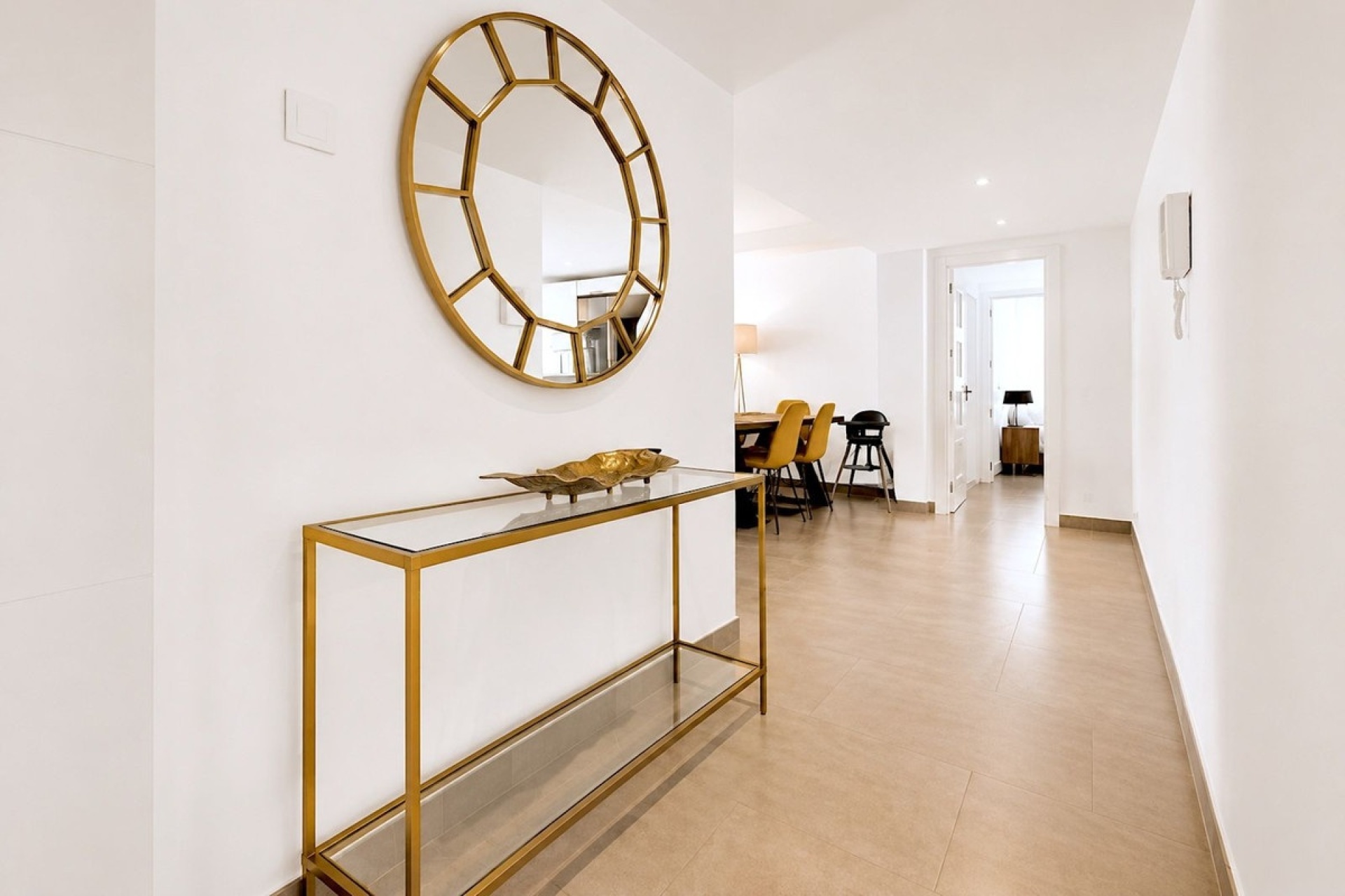 Resale - apartment - Estepona - Atalaya
