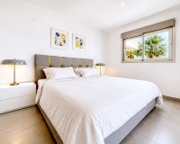 Resale - apartment - Estepona - Atalaya