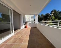 Resale - apartment - Estepona - Atalaya