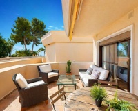 Resale - apartment - Estepona - Atalaya