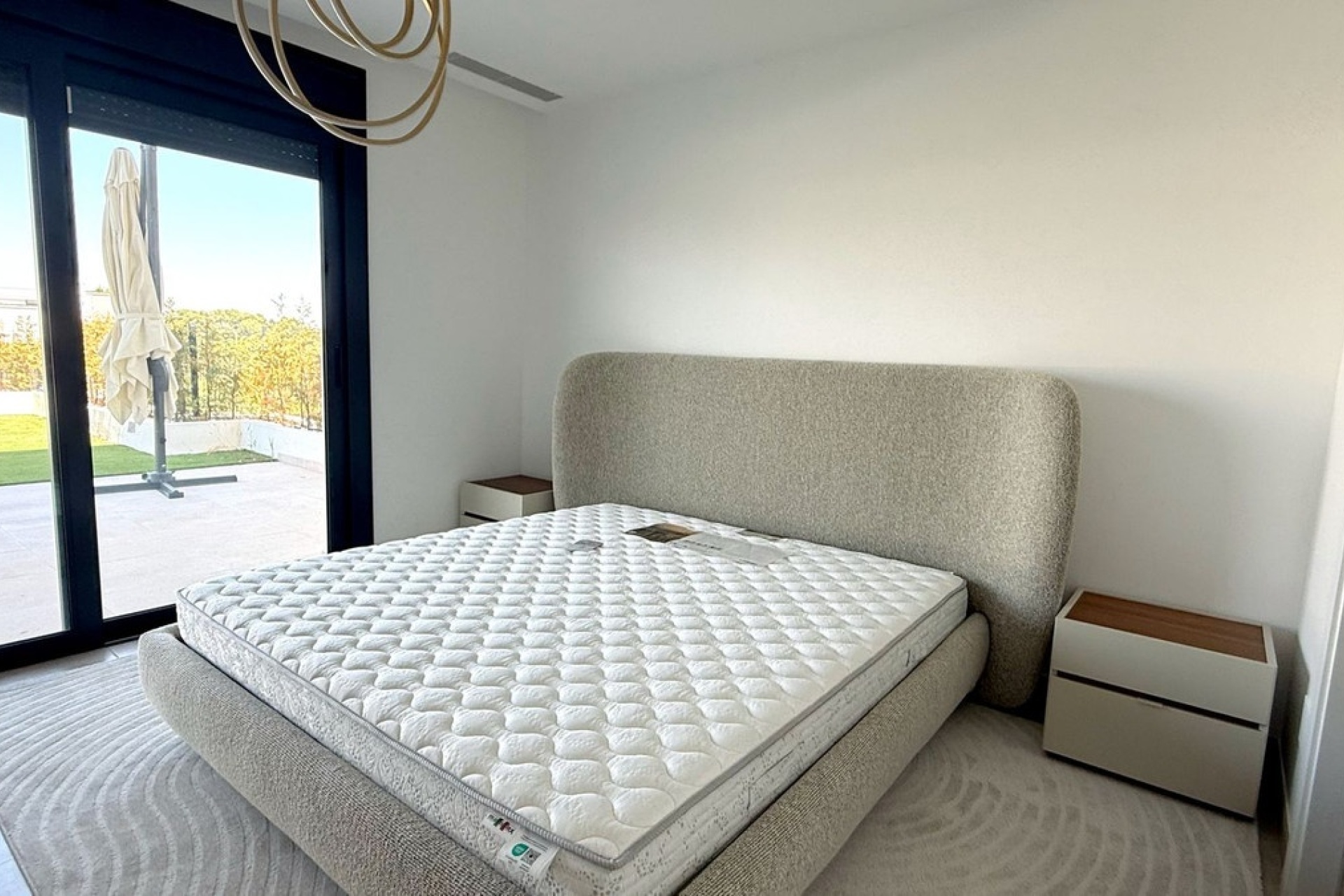 Resale - apartment - Estepona - Atalaya