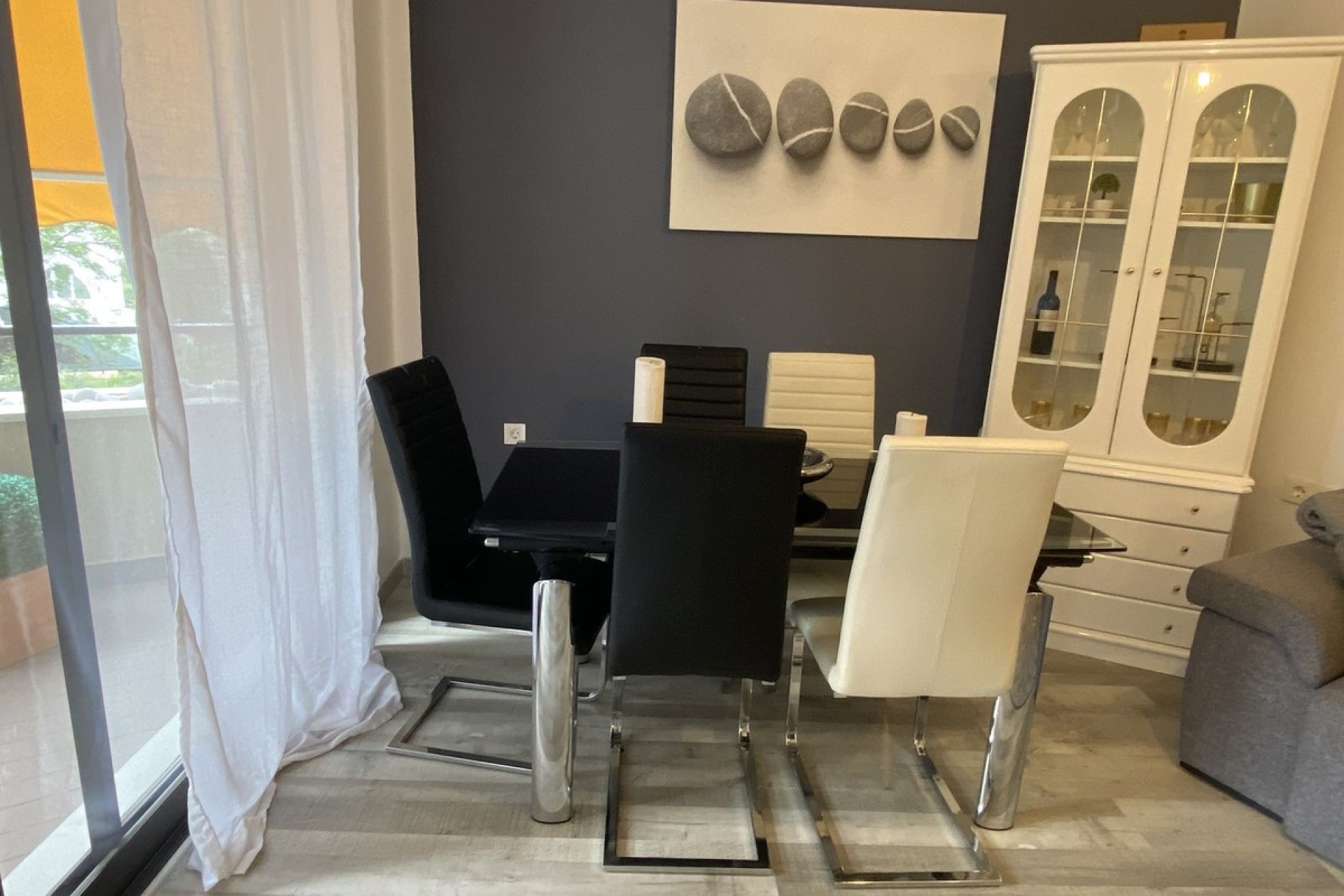 Resale - apartment - Estepona - Atalaya