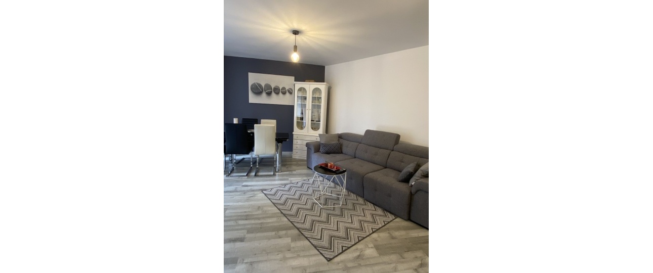 Resale - apartment - Estepona - Atalaya