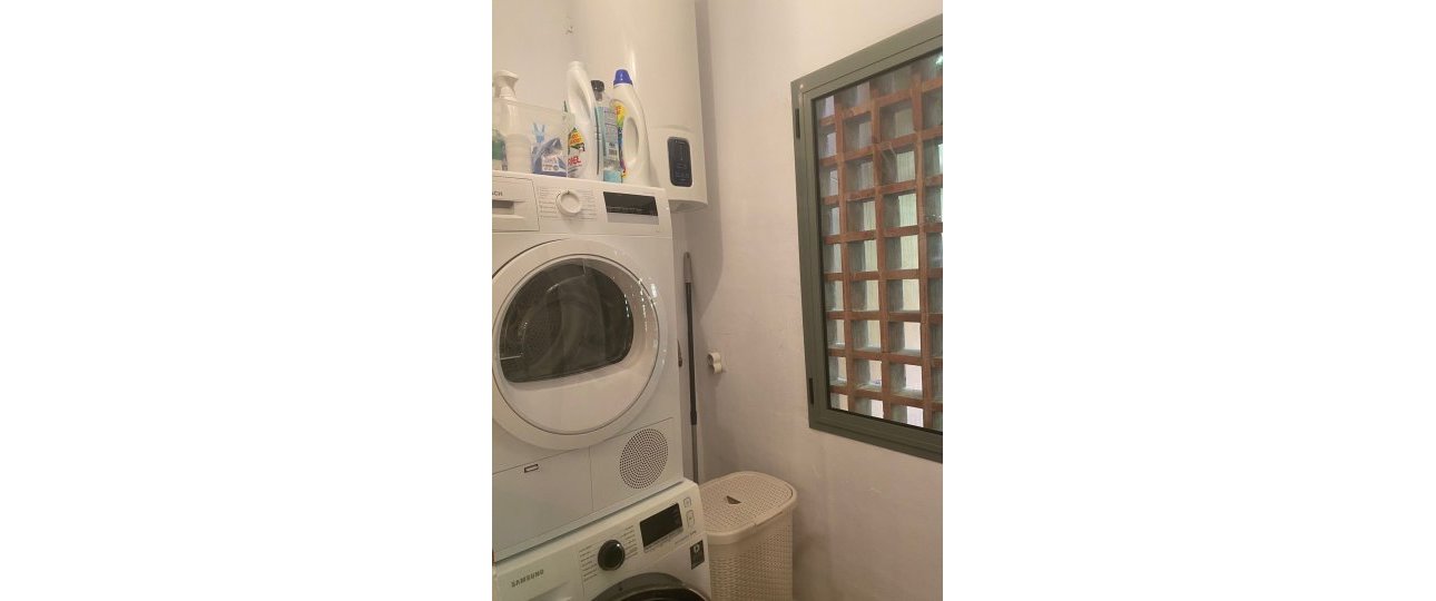 Resale - apartment - Estepona - Atalaya