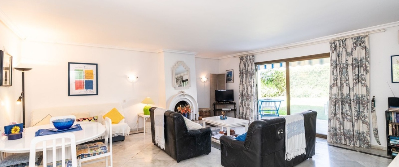 Resale - apartment - Estepona - Atalaya