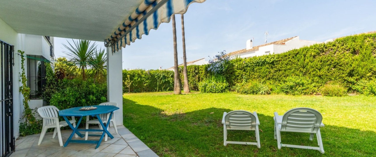 Resale - apartment - Estepona - Atalaya