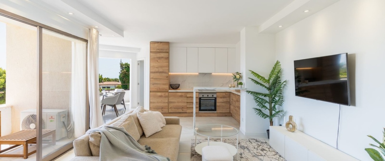 Resale - apartment - Estepona - Atalaya
