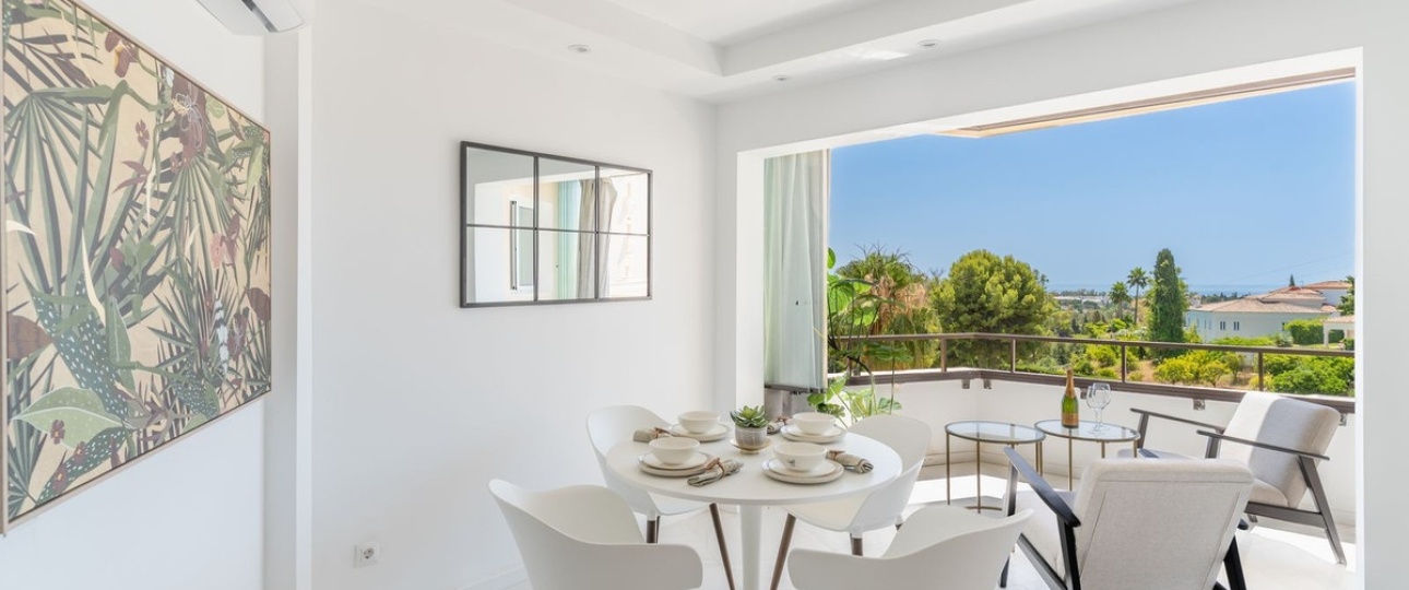 Resale - apartment - Estepona - Atalaya