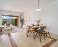 Resale - apartment - Estepona - Atalaya