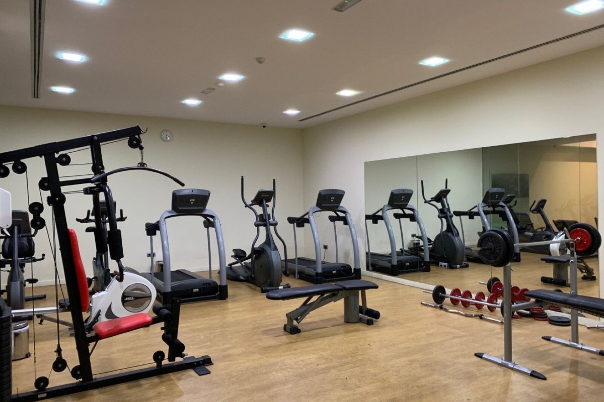 Resale - apartment - Estepona - Atalaya