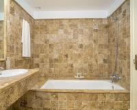 Resale - apartment - Estepona - Atalaya