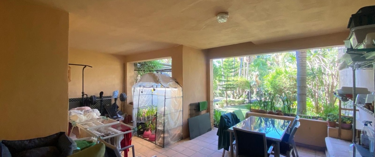 Resale - apartment - Estepona - Atalaya