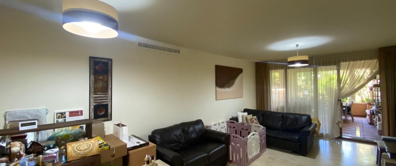 Resale - apartment - Estepona - Atalaya