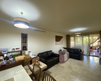 Resale - apartment - Estepona - Atalaya