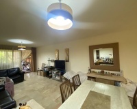 Resale - apartment - Estepona - Atalaya