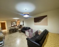 Resale - apartment - Estepona - Atalaya