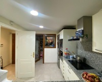 Resale - apartment - Estepona - Atalaya