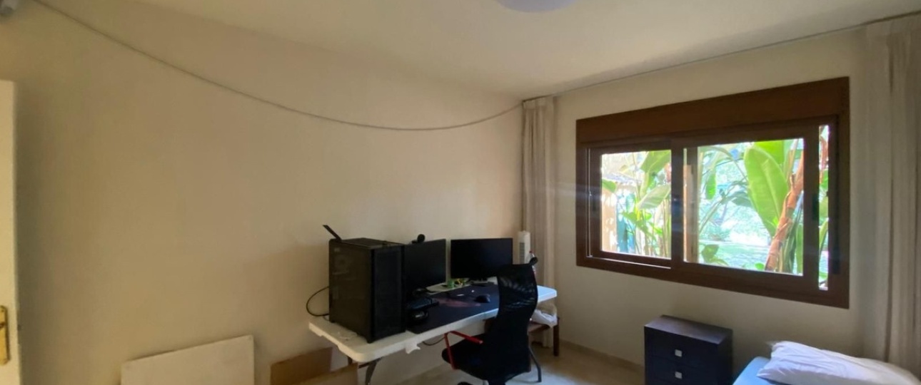 Resale - apartment - Estepona - Atalaya