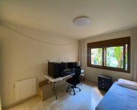 Resale - apartment - Estepona - Atalaya