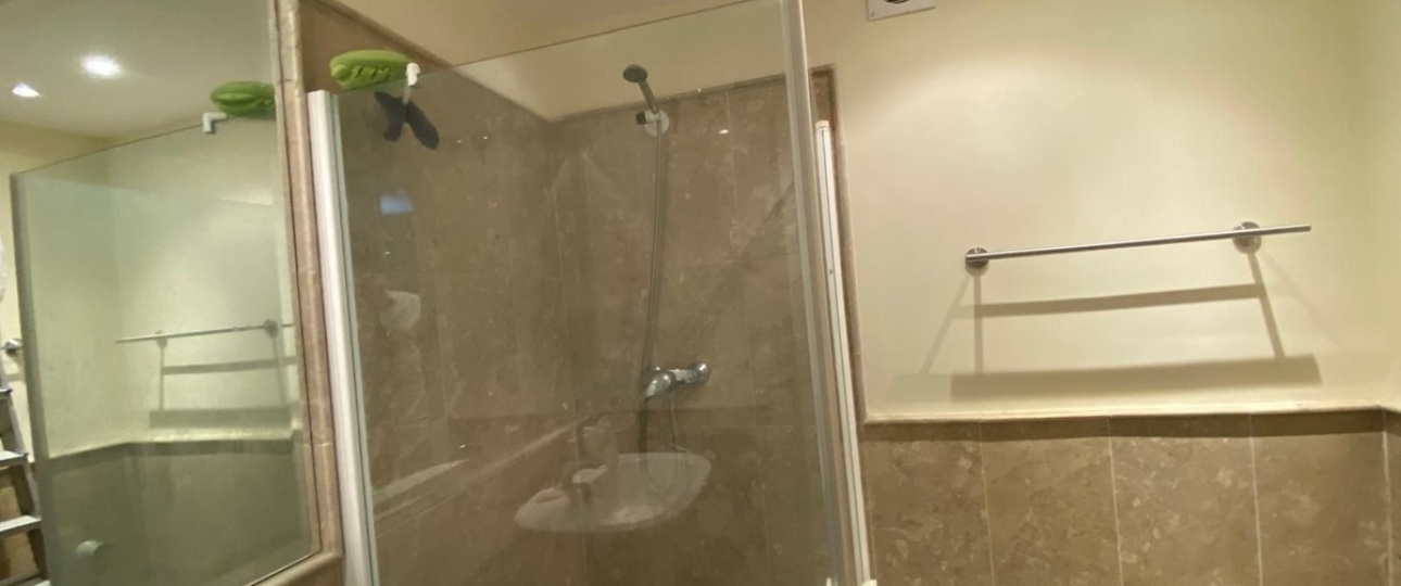 Resale - apartment - Estepona - Atalaya