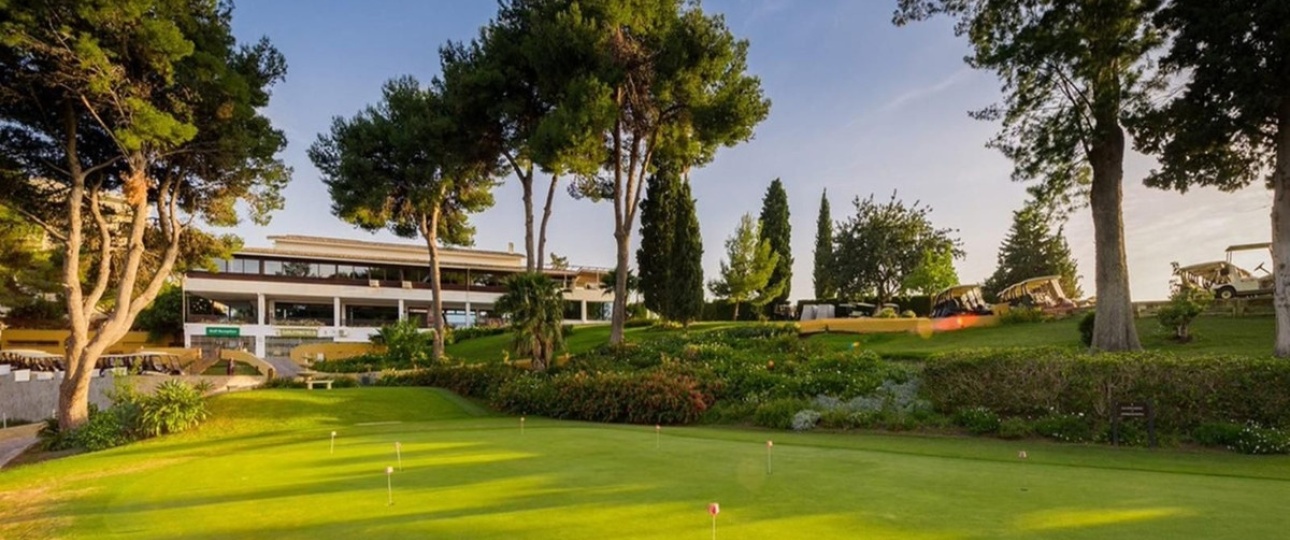 Resale - apartment - Estepona - Atalaya