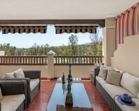 Resale - apartment - Estepona - Atalaya