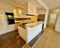 Resale - apartment - Estepona - Atalaya