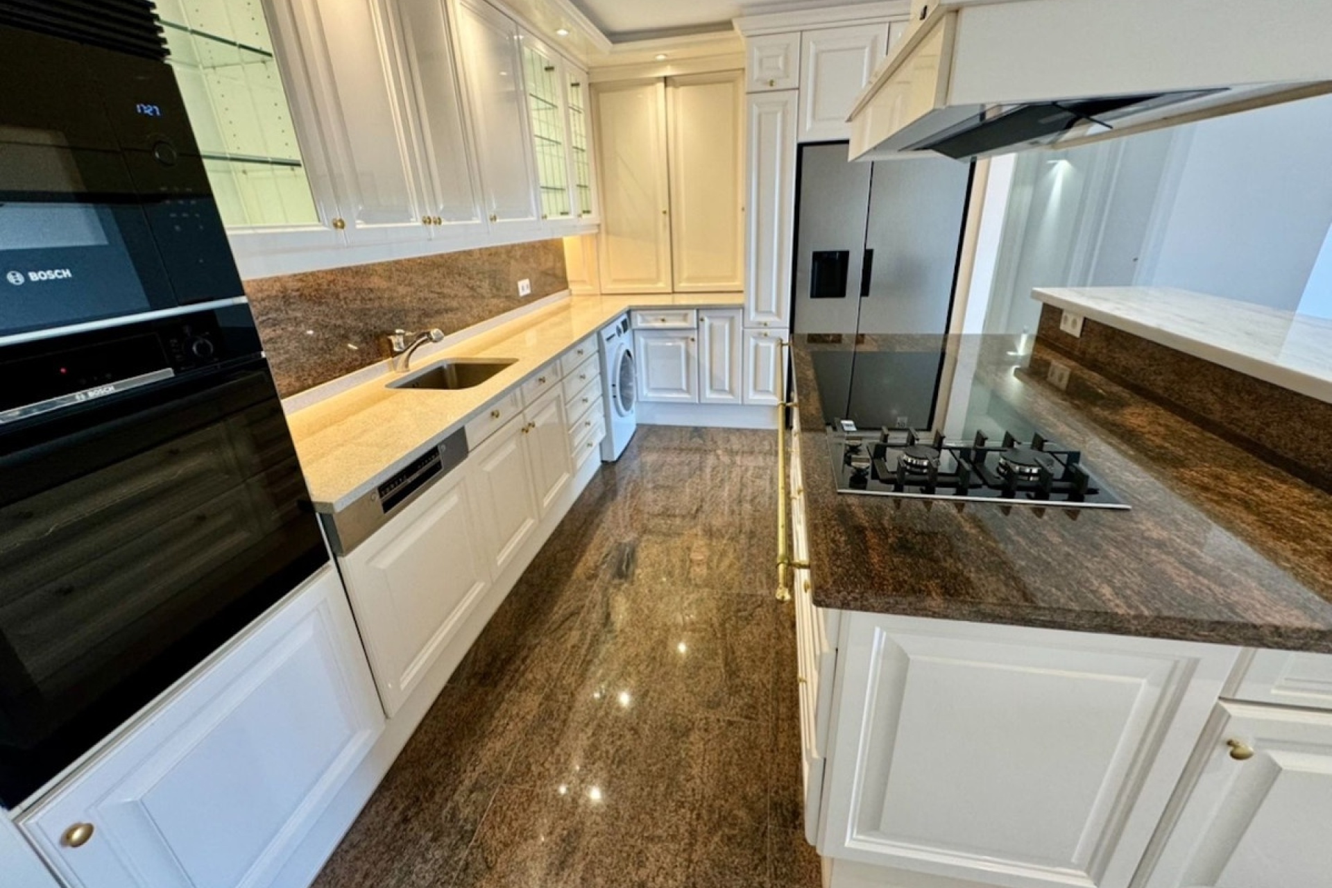 Resale - apartment - Estepona - Atalaya