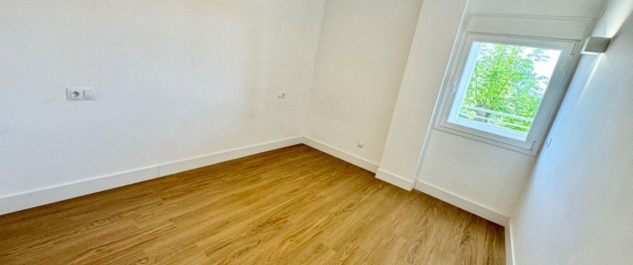 Resale - apartment - Estepona - Atalaya