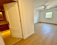 Resale - apartment - Estepona - Atalaya