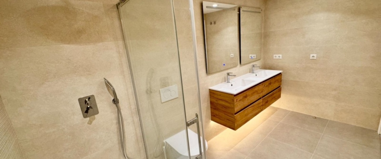 Resale - apartment - Estepona - Atalaya