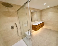 Resale - apartment - Estepona - Atalaya
