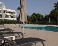 Resale - apartment - Estepona - Atalaya