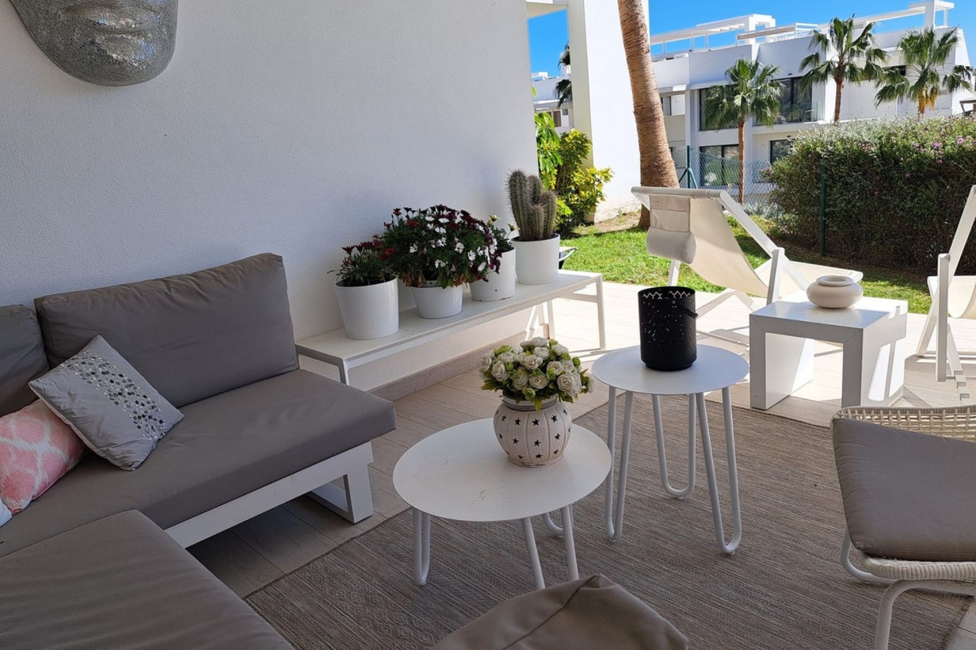 Resale - apartment - Estepona - Atalaya