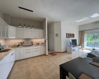 Resale - apartment - Estepona - Atalaya