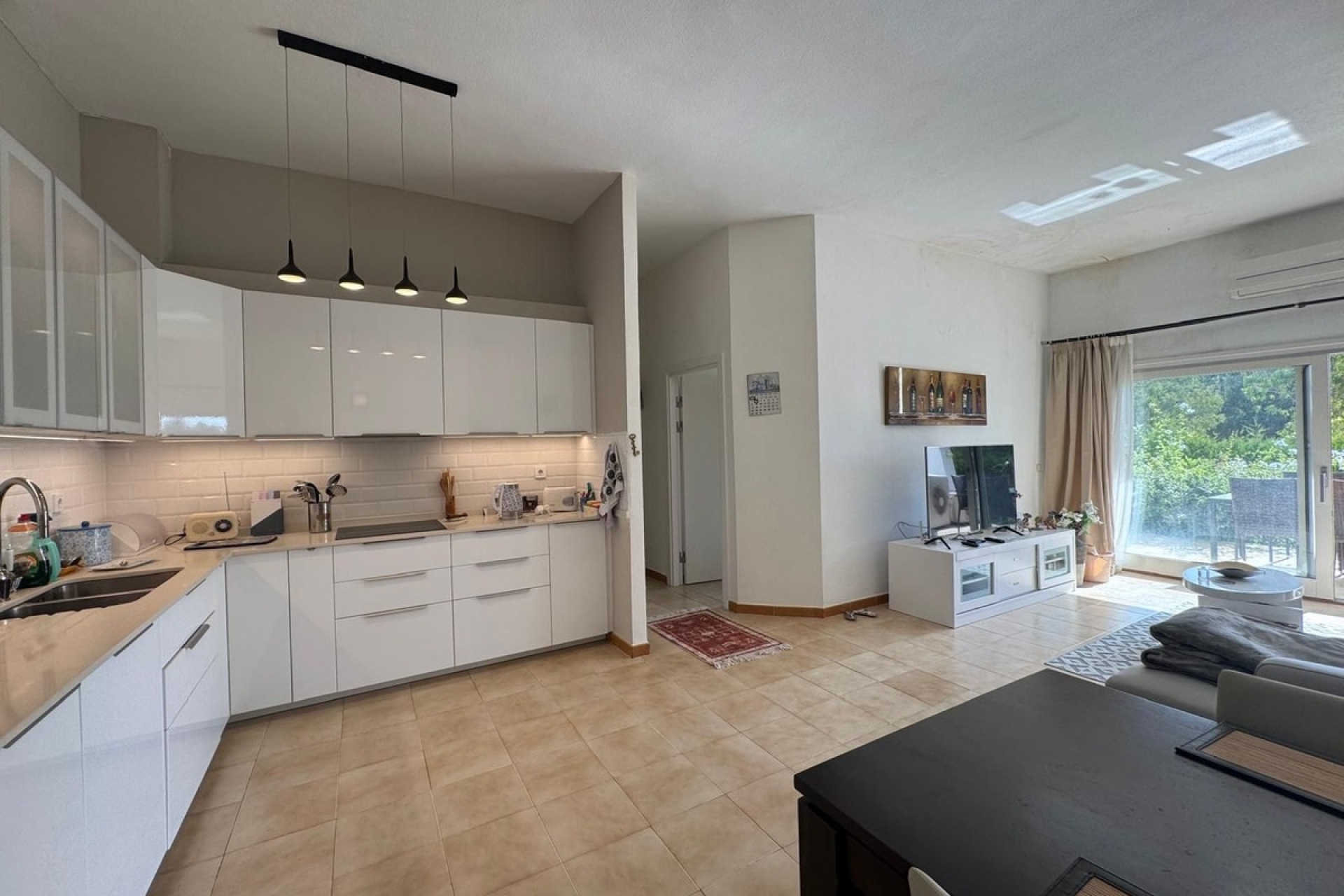 Resale - apartment - Estepona - Atalaya