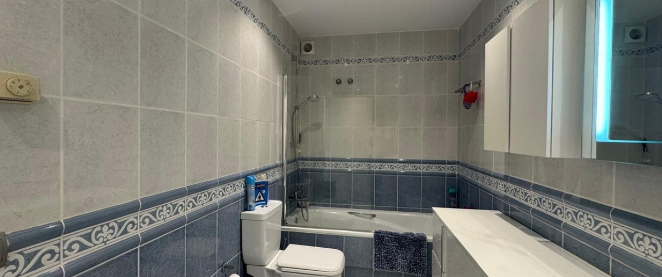 Resale - apartment - Estepona - Atalaya