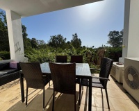 Resale - apartment - Estepona - Atalaya