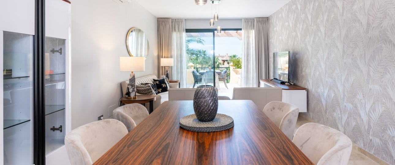 Resale - apartment - Estepona - Atalaya