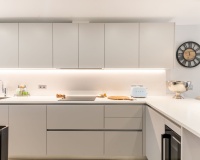 Resale - apartment - Estepona - Atalaya