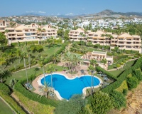 Resale - apartment - Estepona - Atalaya