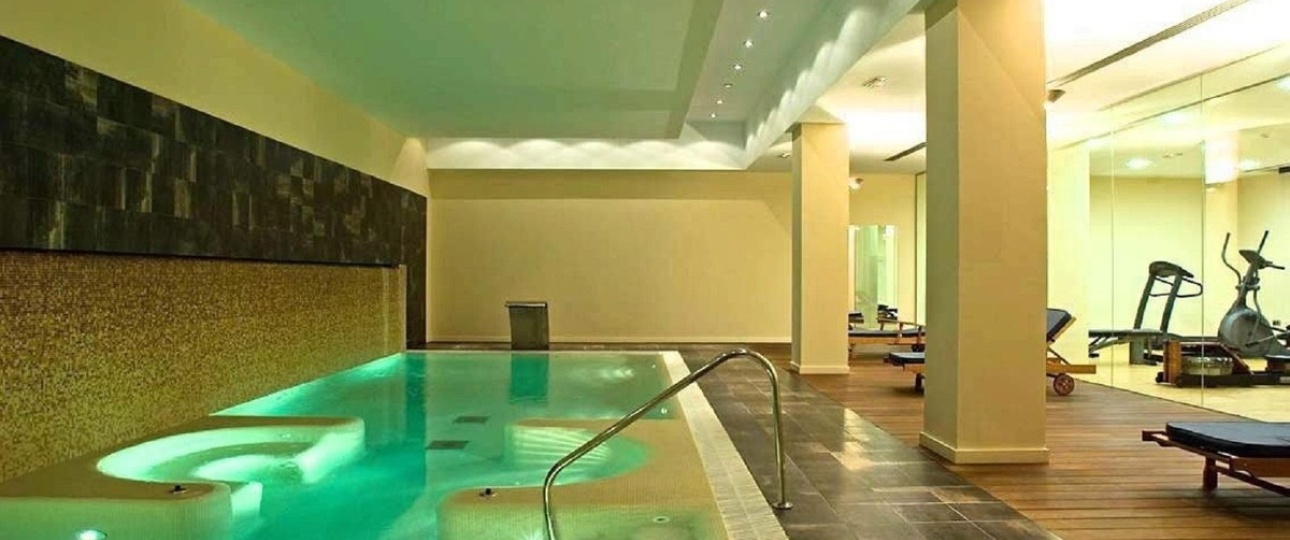 Resale - apartment - Estepona - Atalaya