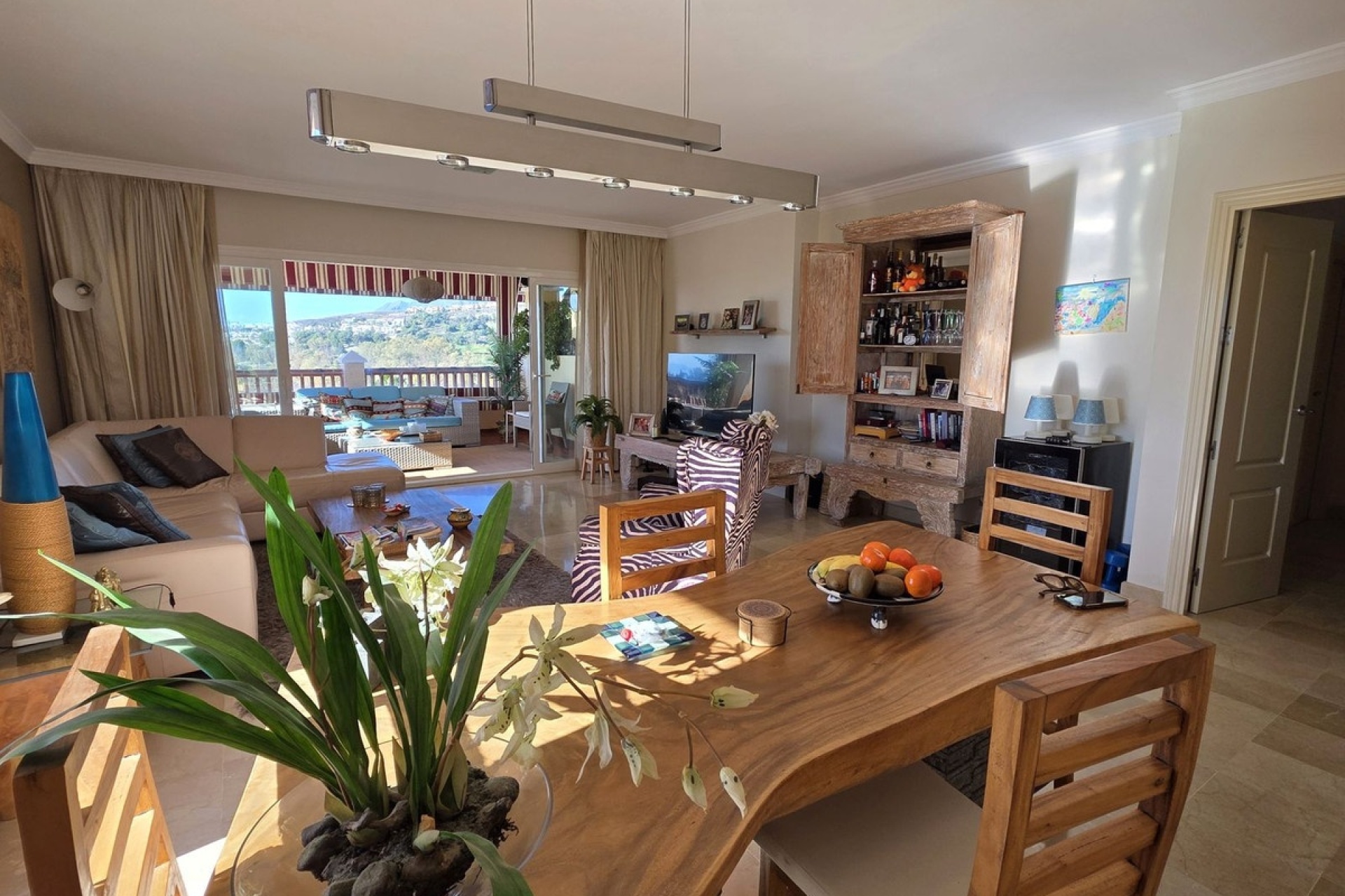 Resale - apartment - Estepona - Atalaya