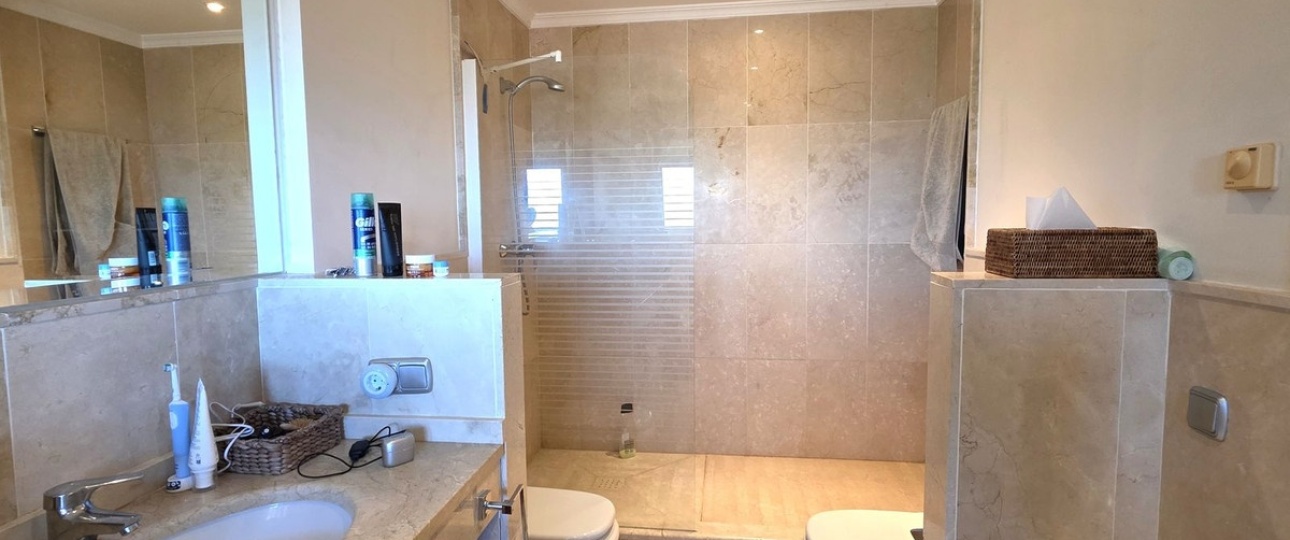 Resale - apartment - Estepona - Atalaya