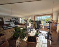 Resale - apartment - Estepona - Atalaya