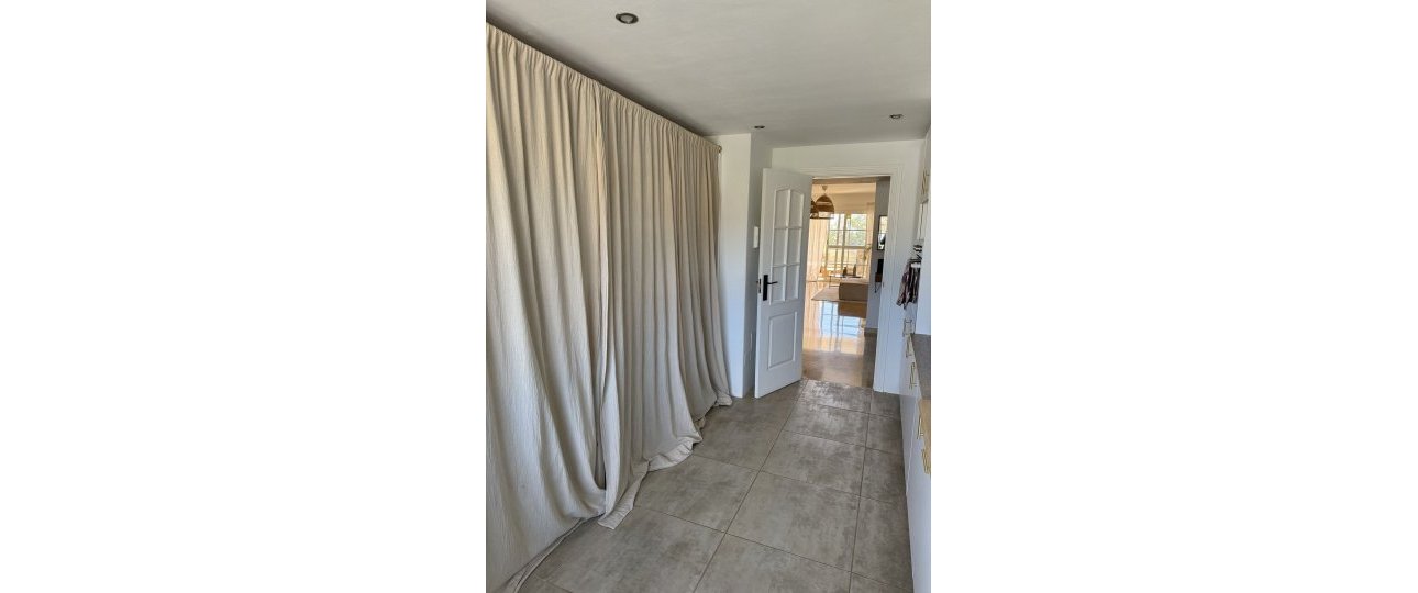 Resale - apartment - Estepona - Atalaya