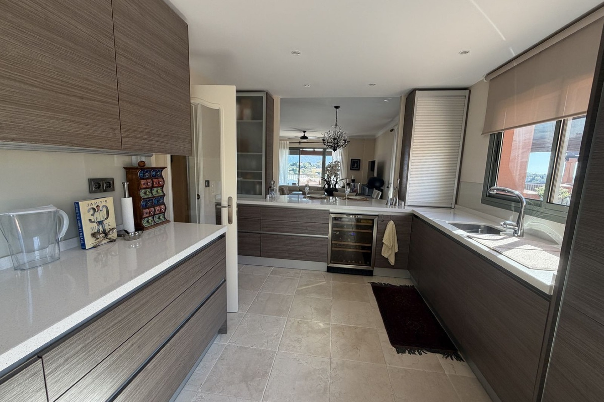 Resale - apartment - Estepona - Atalaya