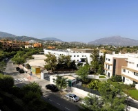 Resale - apartment - Estepona - Atalaya