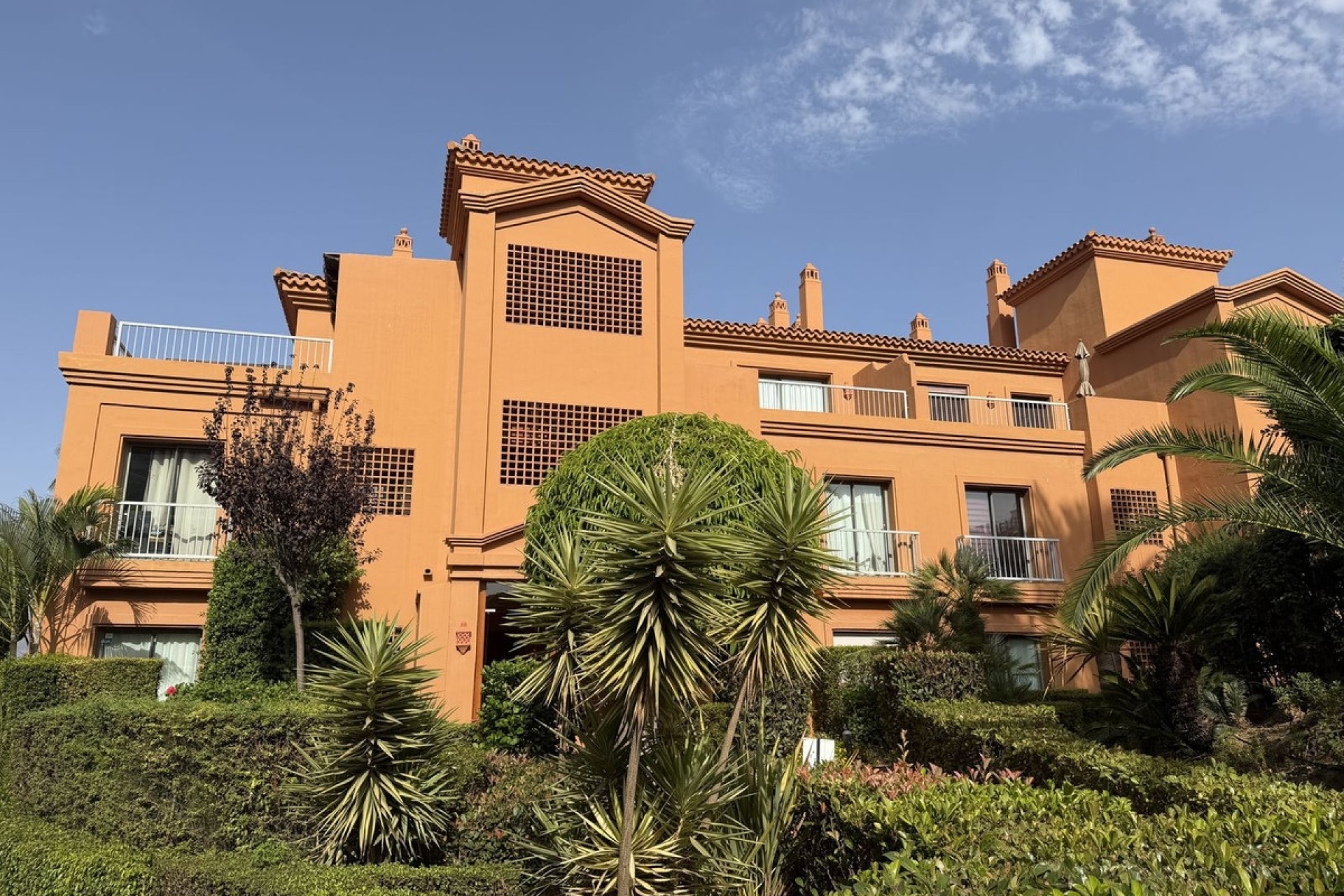 Resale - apartment - Estepona - Atalaya